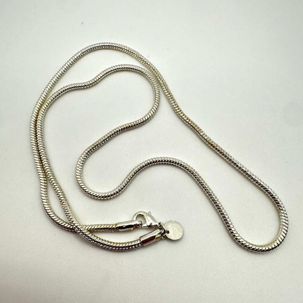 22”long, 3mm thick‎ cable silver tone chain!